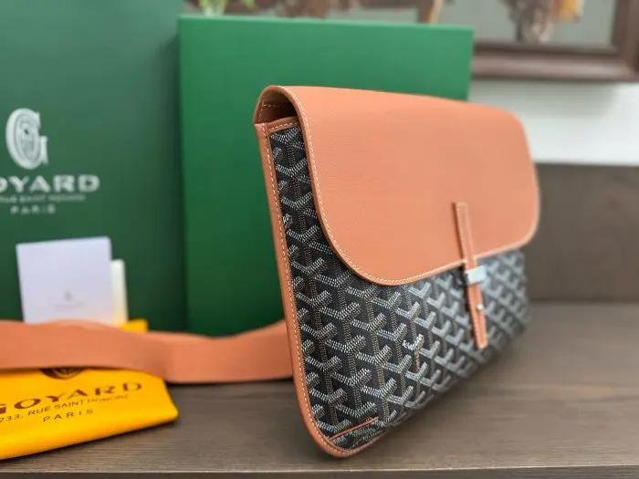 Goyard Coursier Messenger Bag Brown 2026 | Drip Kickz Goyard Coursier Messenger Bag Brown - Image 2