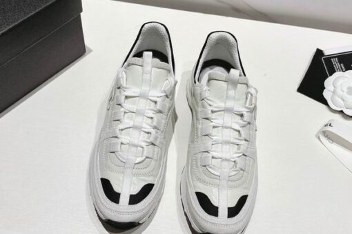 Chanel 25A Casual Sneakers White
