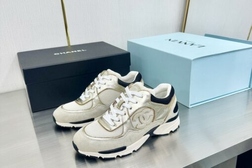 Chanel Sneakers Off-White & Gold