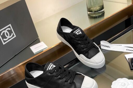 Chanel Trendora Sneakers Black