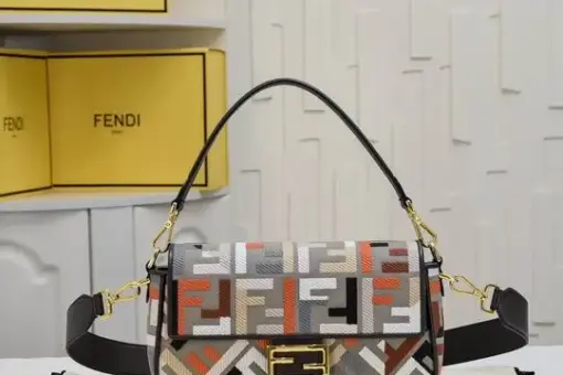 Fendi Bag M7