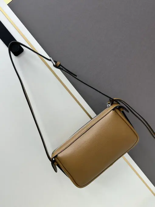 Fendi Simply Bag Brown 2026 | Drip Kickz Fendi Simply Bag Brown - Image 2