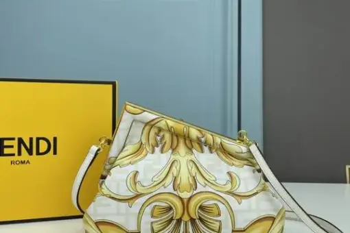 Fendi Bag M5