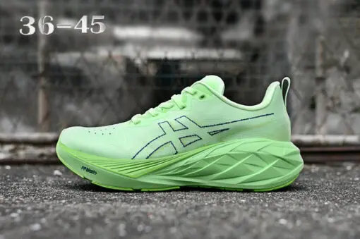 ASICS Novablast 4 Green