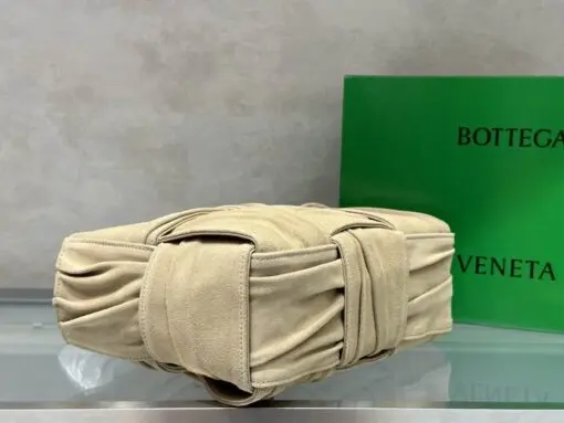Bottega Veneta Arco Tote Bag Golden 2026 | Drip Kickz Bottega Veneta Arco Tote Bag Golden - Image 2