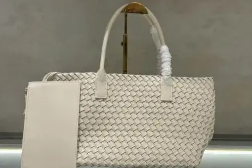 Bottega Veneta Tote Bag White M2