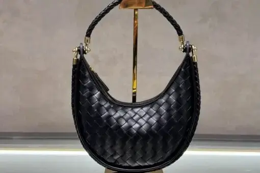 Bottega Veneta Medium Gemelli Hobo Bag Black – luxury Intrecciato leather handbag