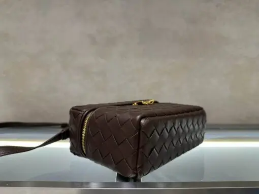 Bottega Veneta Bang Intrecciato Leather Vanity Bag Chocolate 2026 | Drip Kickz Bottega Veneta Bang Intrecciato Leather Vanity Bag Chocolate - Image 2