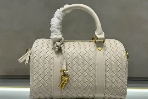 Bottega Veneta Crossbody Shoulder Bag Off White