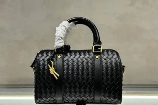 Bottega Veneta Crossbody Shoulder Bag Black