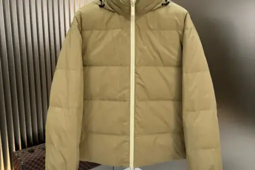 Burberry London Reversible Down Jacket Beige
