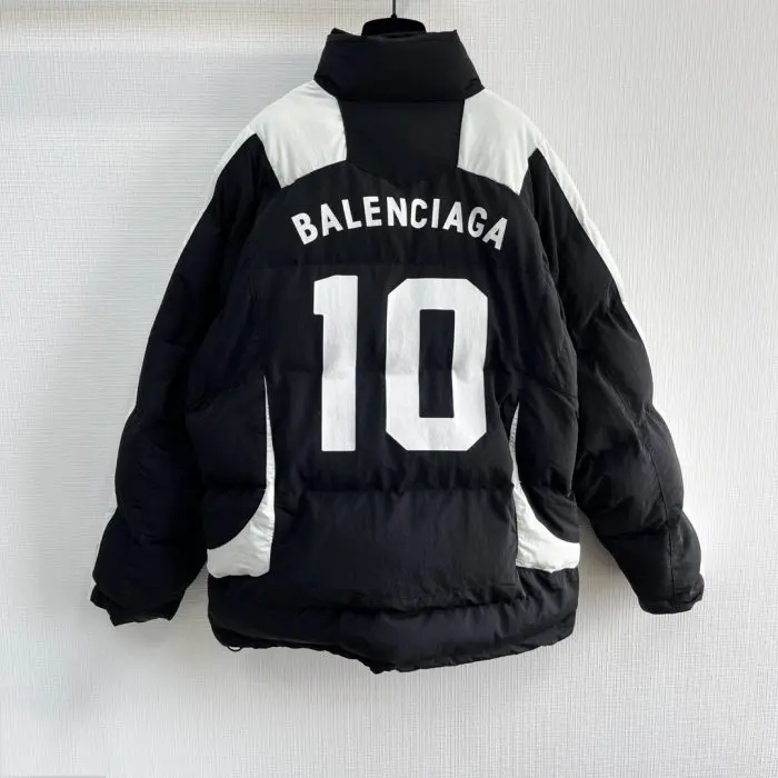 Balenciaga BL Puffer Jacket Black 2026 | Drip Kickz Balenciaga BL Puffer Jacket Black - Image 2