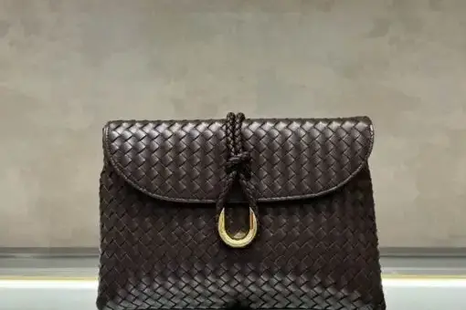 Bottega Veneta Serpentine Intrecciato Clutch Brown – luxury woven leather bag
