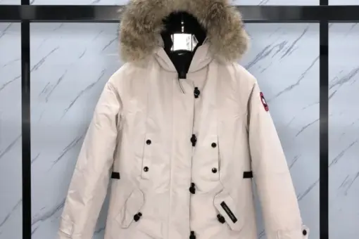 Canada Goose 12 Women Winter Jacket Cream
