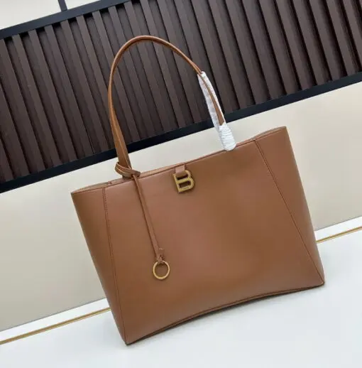 Balenciaga Hampton Carry Brown 2026 | Drip Kickz Balenciaga Hampton Carry Brown