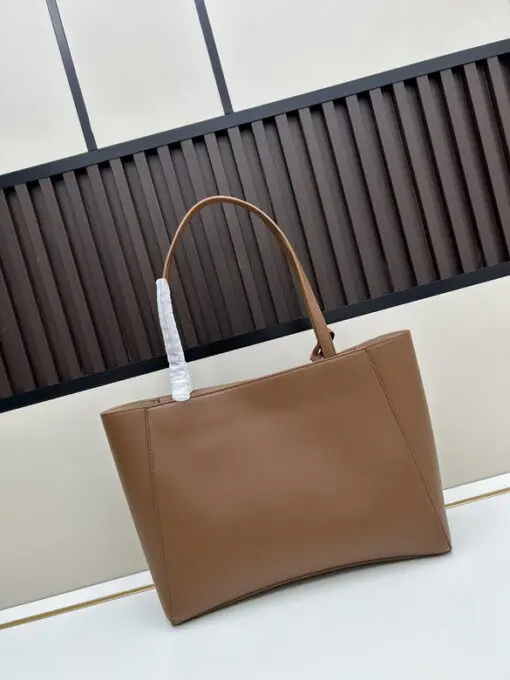 Balenciaga Hampton Carry Brown 2026 | Drip Kickz Balenciaga Hampton Carry Brown - Image 3