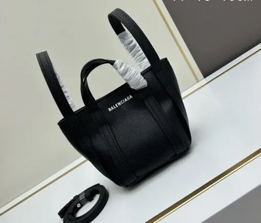 Balenciaga Everyday Tote Bag Black 2026 | Drip Kickz Balenciaga Everyday Tote Bag Black
