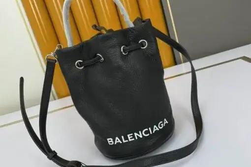 Balenciaga Drawstring Bucket Bag Leather Black