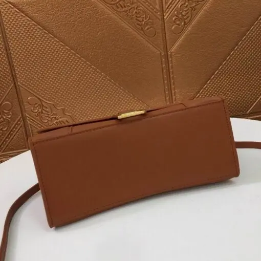 Balenciaga Hourglass Bag Brown 2026 | Drip Kickz Balenciaga Hourglass Bag Brown - Image 3