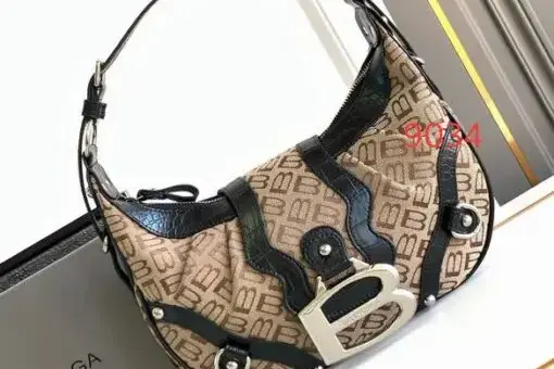 Balenciaga Essex Shoulder Bag Brown
