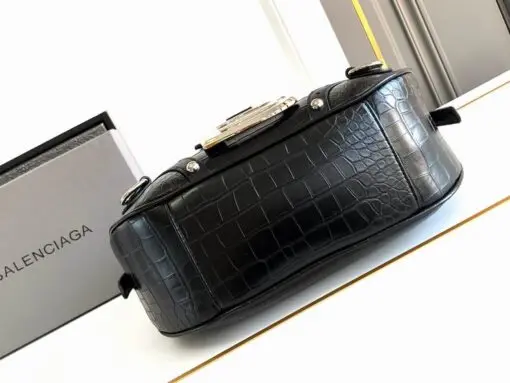 Balenciaga Essex Shoulder Bag Crocodile Black 2026 | Drip Kickz Balenciaga Essex Shoulder Bag Crocodile Black - Image 3