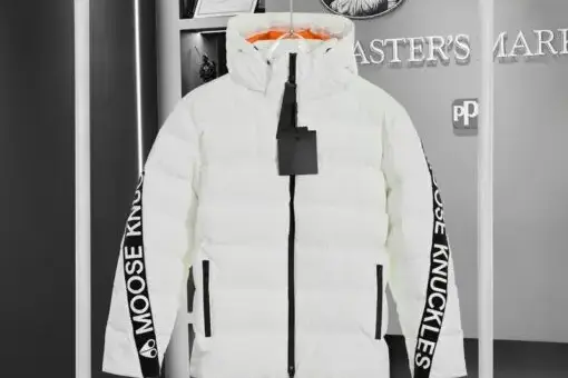Moose Knuckles Puffer Jacket White