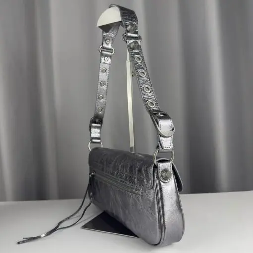 Balenciaga Le Cagole Bag Silver 2026 | Drip Kickz Balenciaga Le Cagole Bag Silver - Image 2