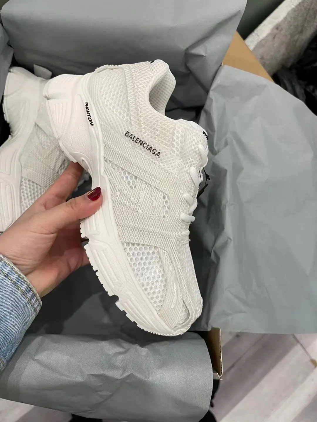 BALENCIAGA Phantom White – Iconic Technical Mesh Luxury Sneakers 2026 | Drip Kickz BALENCIAGA Phantom White – Iconic Technical Mesh Luxury Sneakers