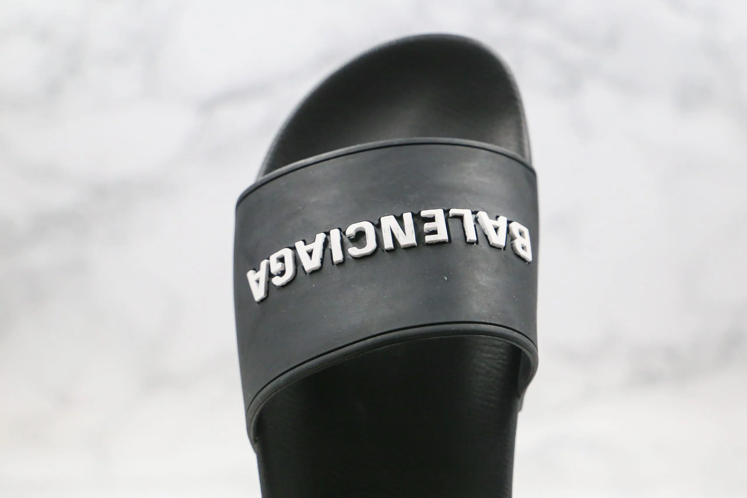 Balenciaga Slippers All Black 2026 | Drip Kickz Balenciaga Slippers All Black - Image 2