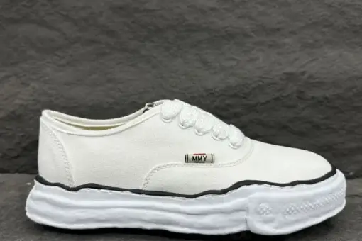 Maison Mihara Yasuhiro MMY Sneaker White Black Border