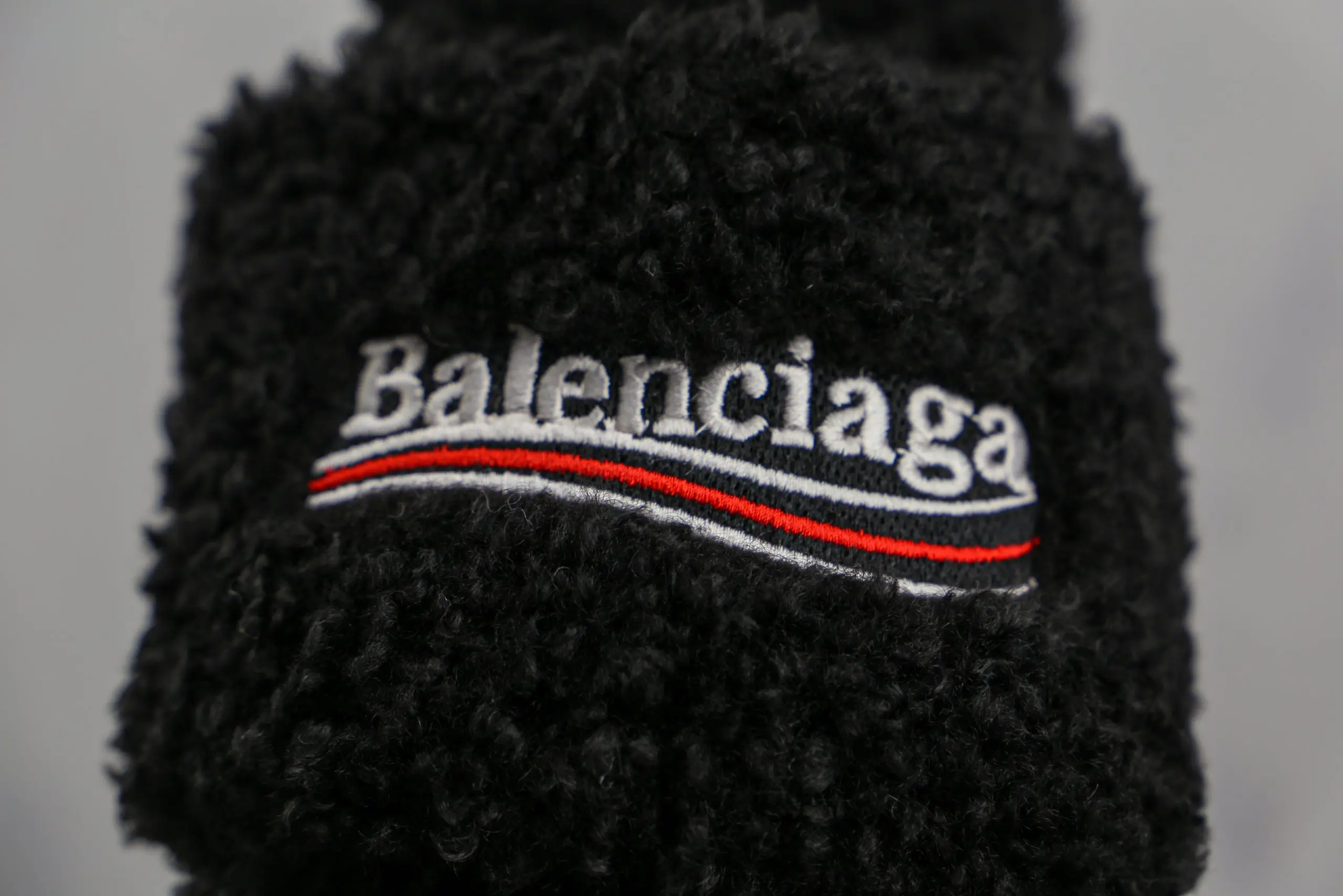 Balenciaga Wool Slippers All Black 2026 | Drip Kickz Balenciaga Wool Slippers All Black - Image 3