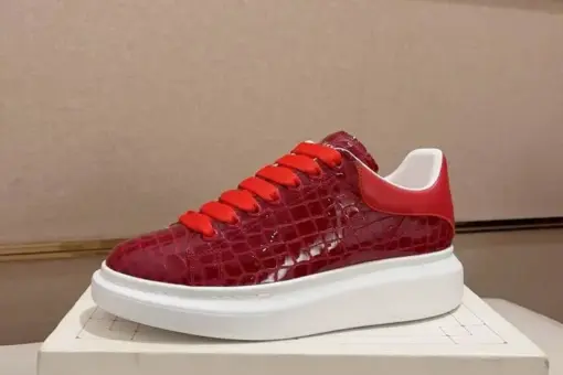 Alexander McQueen Oversized Sneakers Crocodile Red
