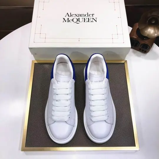 Alexander McQueen Oversized Sneakers White/Blue Suede 2026 | Drip Kickz Alexander McQueen Oversized Sneakers White/Blue Suede - Image 2