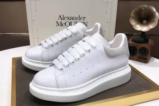 Alexander McQueen Oversized Sneakers White/Grey Suede