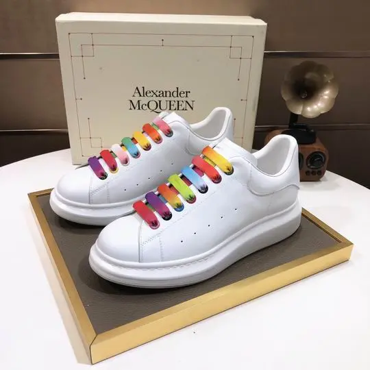 Alexander McQueen Oversized Sneakers White/Rainbow Laces 2026 | Drip Kickz Alexander McQueen Oversized Sneakers White/Rainbow Laces - Image 3