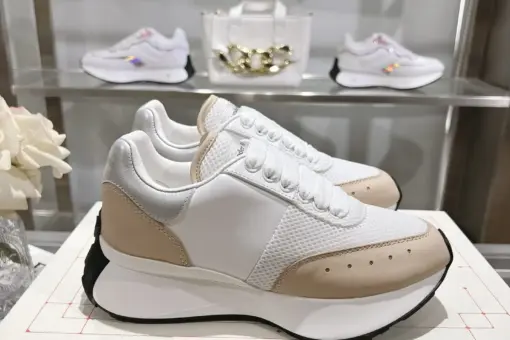 Alexander Mcqueen Sprint Runner Sneakers White/Pink