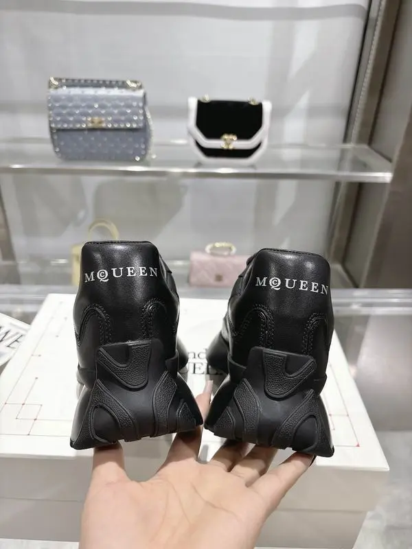 Alexander McQueen Oversized Sneakers Full Black 2026 | Drip Kickz Alexander McQueen Oversized Sneakers Full Black - Image 2
