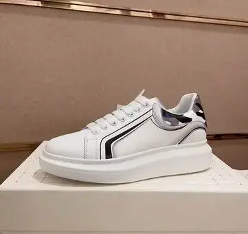 Alexander McQueen Oversized White Silver Sneaker