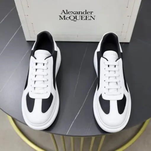 Alexander McQueen Oversized Retro Sneaker Black/White 2026 | Drip Kickz Alexander McQueen Oversized Retro Sneaker Black/White - Image 3