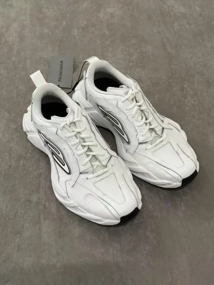 Balenciaga ‘Monday’ White Low Top Sneakers 2026 | Drip Kickz Balenciaga ‘Monday’ White Low Top Sneakers - Image 4