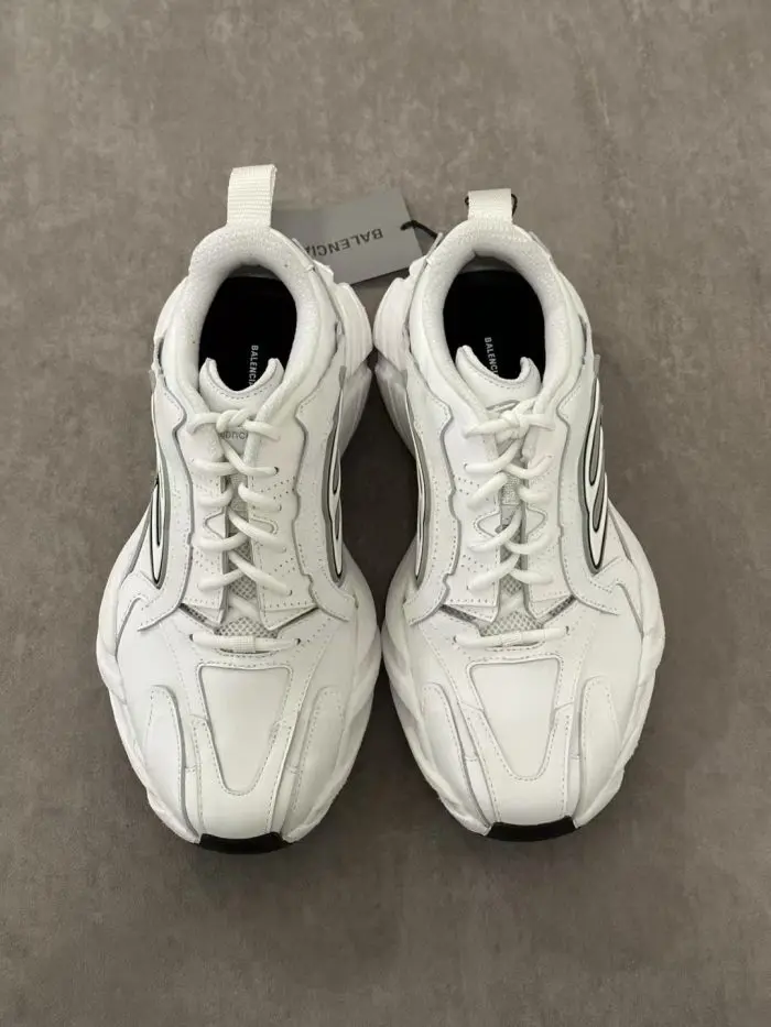 Balenciaga ‘Monday’ White Low Top Sneakers 2026 | Drip Kickz Balenciaga ‘Monday’ White Low Top Sneakers - Image 3