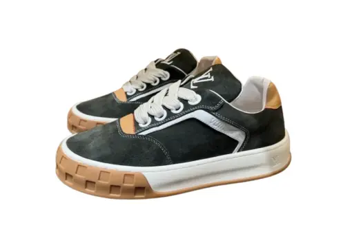 LV Lagoon Sneaker Tilted Light Black - 37