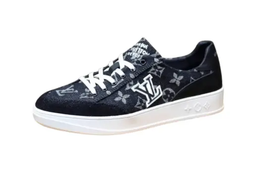 LV Black Logo Low Classic Sneaker - 38