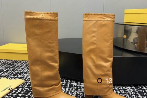 Fendi Minerva Leather Boot Brown