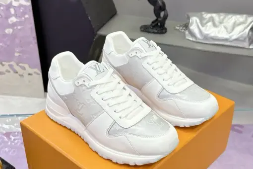 LV Run Away Sneaker White - 39