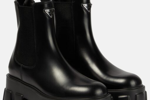 Prada Monolith leather Chelsea Boots - 38