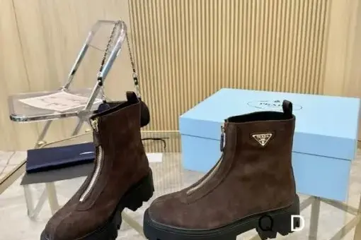 Prada Suede Boots Brown - 39