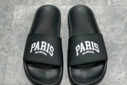 Balenciaga Slipper Black Paris
