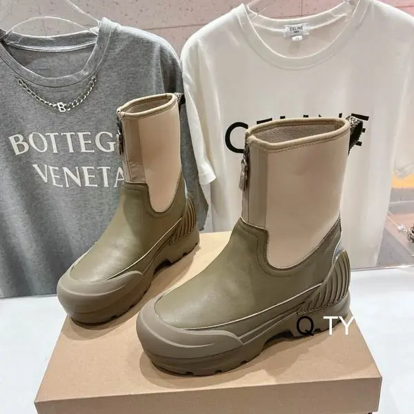 UGG Neumel X Zip Burnt Olive Shaded Clover Boot 2026 | Drip Kickz UGG Neumel X Zip Burnt Olive Shaded Clover Boot