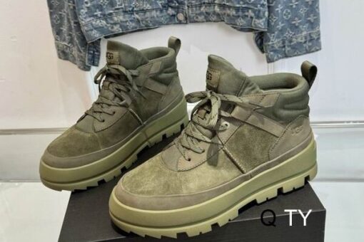 UGG The Lug Chukka Boots Olive Green